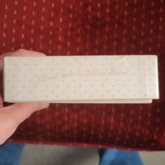 1950s Floral Note Cards Scalloped Edge w/ Envelopes Lillian Grow almost full set - Picture 10 of 10